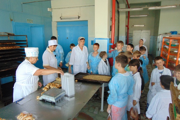 Школьная экскурсия в АО "Анапский хлебокомбинат"